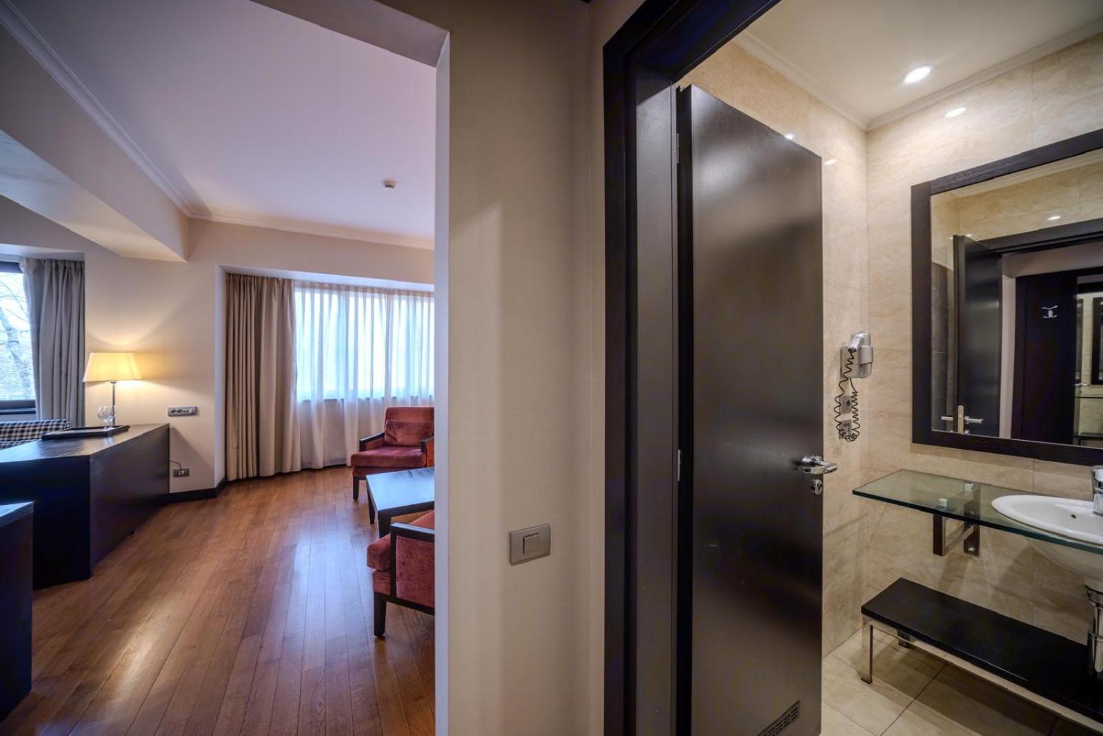 Hotel Rivo Timișoara Zewnętrze zdjęcie